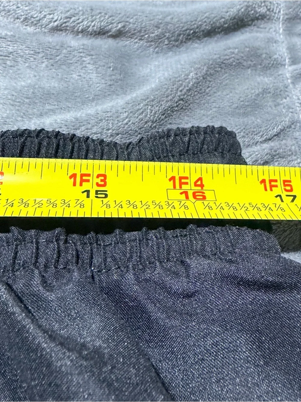 Nike Swim Men’s XL Black Logo Swim Trunks Lined Drawstring Shorts